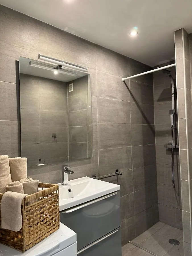 ואלאוריס Spacieux Studio A Golfe Juan 2 Minutes Des Plages 0*,  צרפת